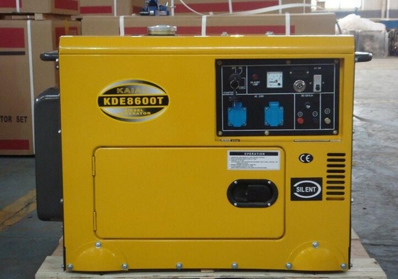 Basse consommation de carburant adaptée aux besoins du client du générateur 6kva de réserve diesel résidentiel silencieux